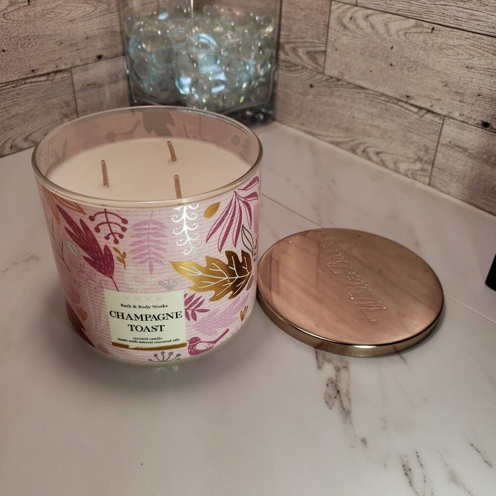New Champagne Toast Candle